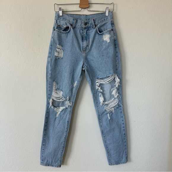 Carmar Denim - Carmar Light Wash Distressed High Rise Boyfriend Slim Leg Jeans Size 27